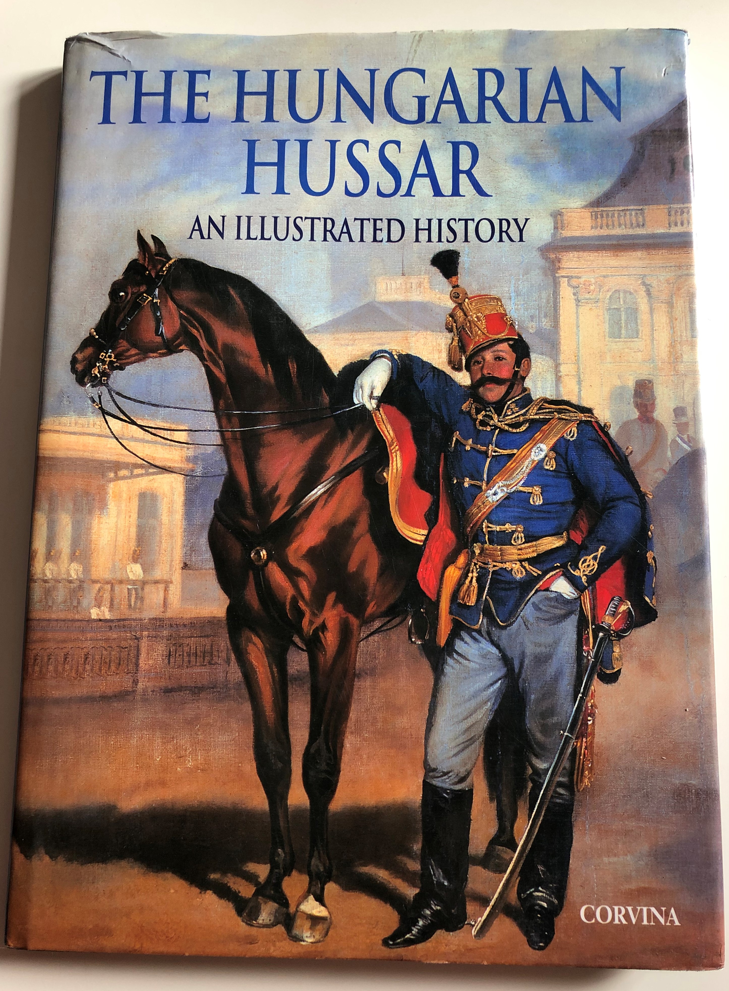 The Hungarian Hussar - An illustrated History  1.JPG